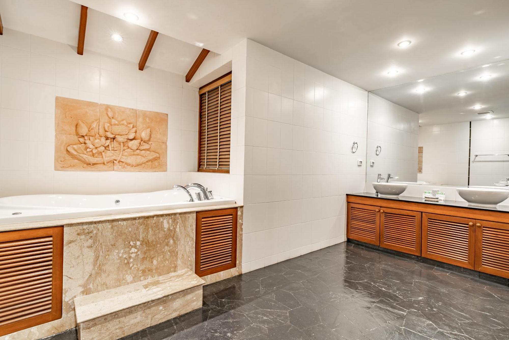 Villa Suriya B2