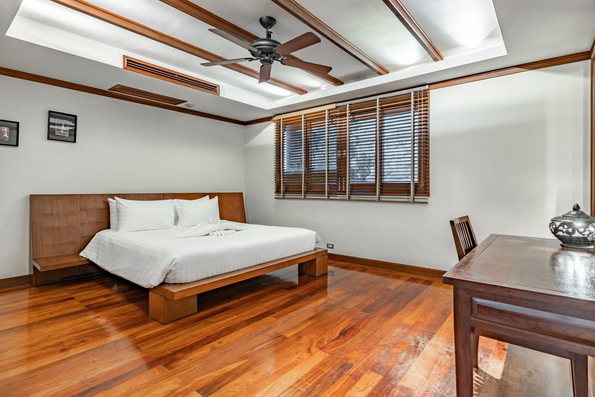 Suriya B2 Villa Patong