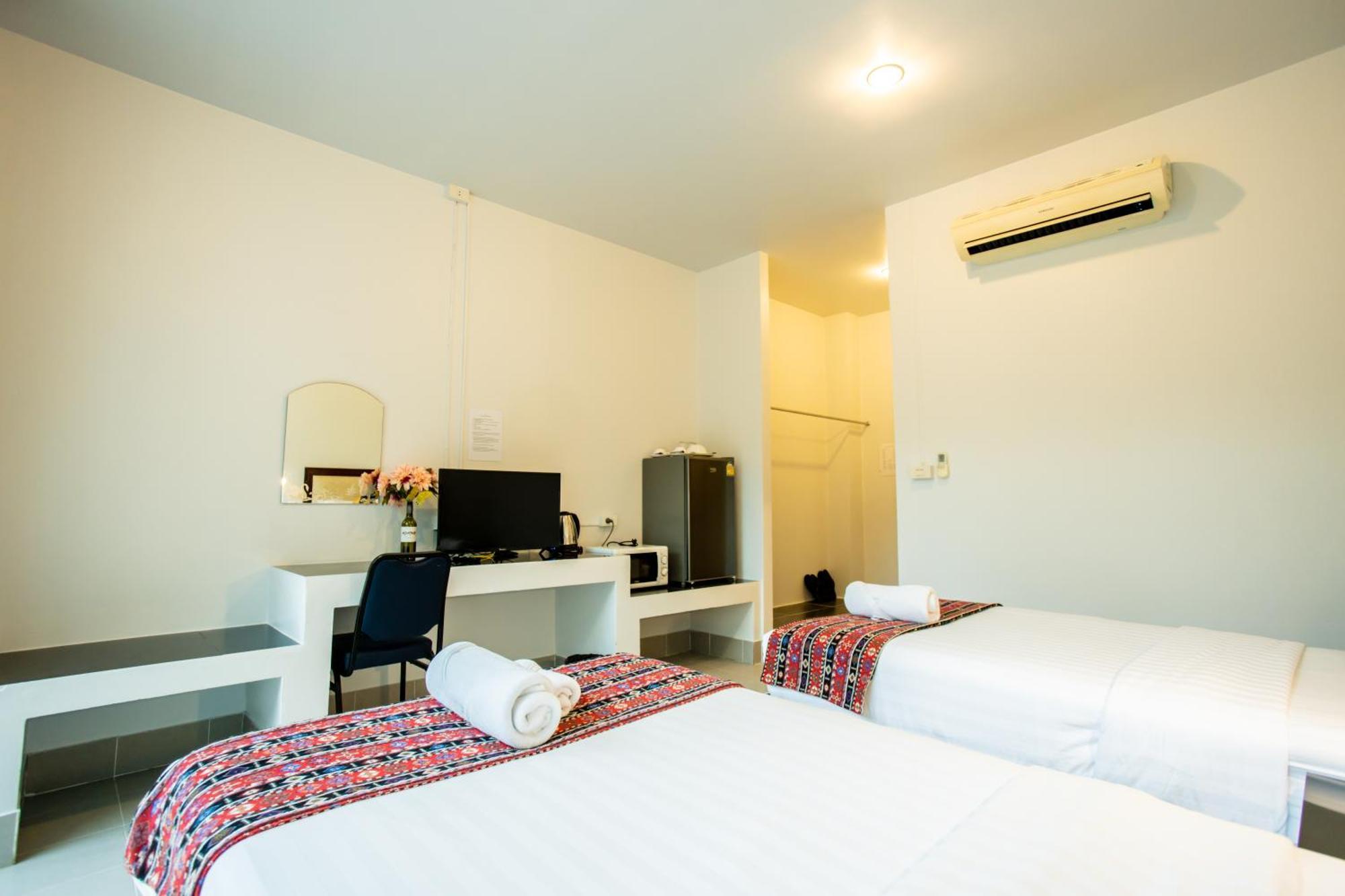 Aparthotel Tri's Miracle Side Kata Beach (Phuket)