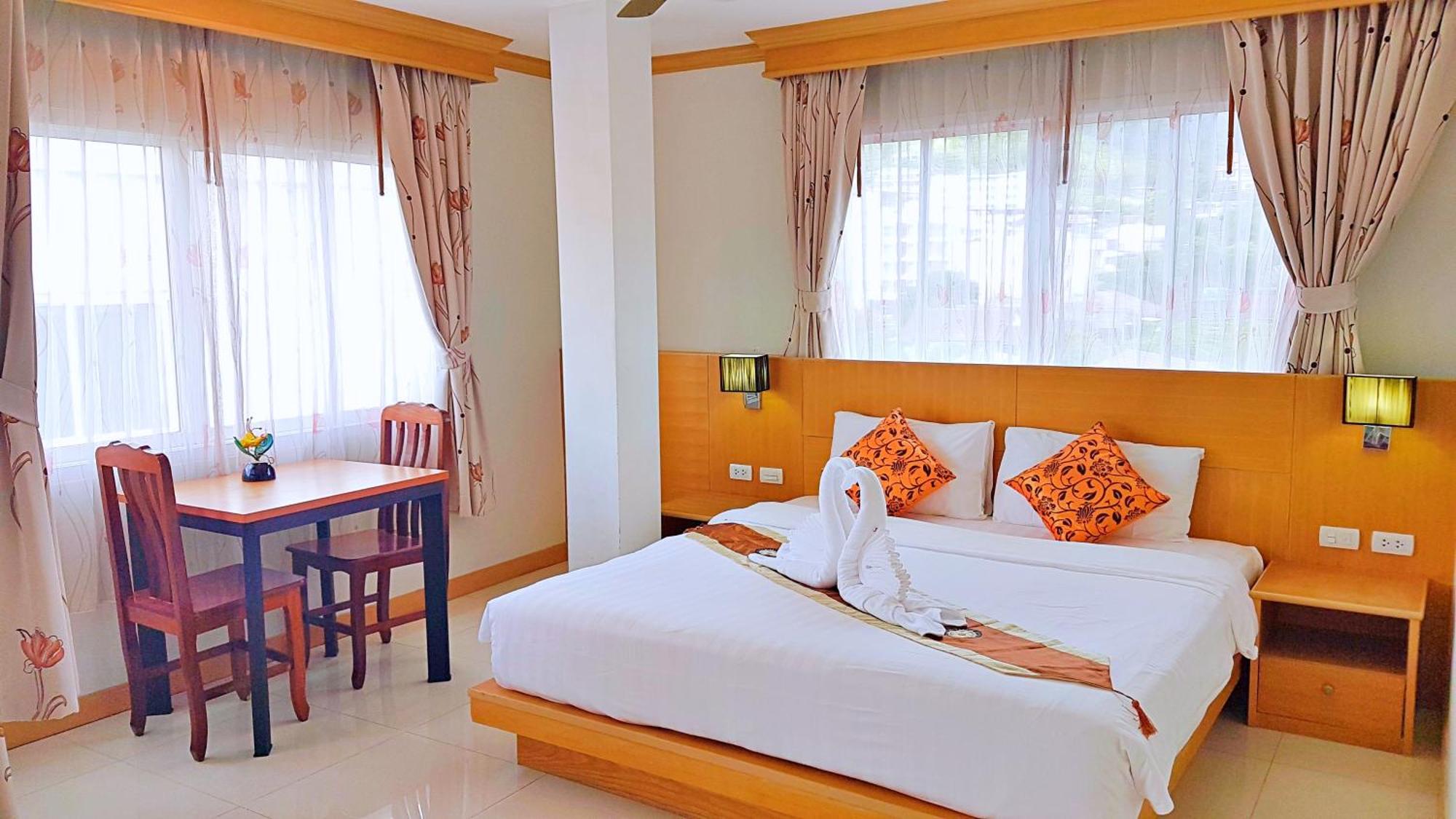 Hotel Harbor Hotel&service