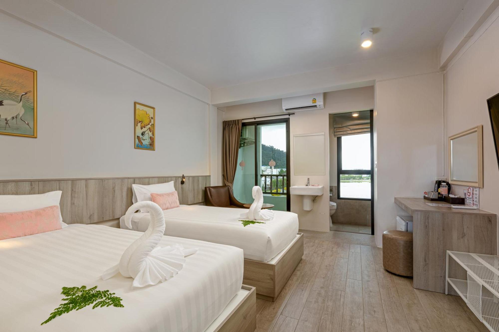 Hotel Ang Pao 4*