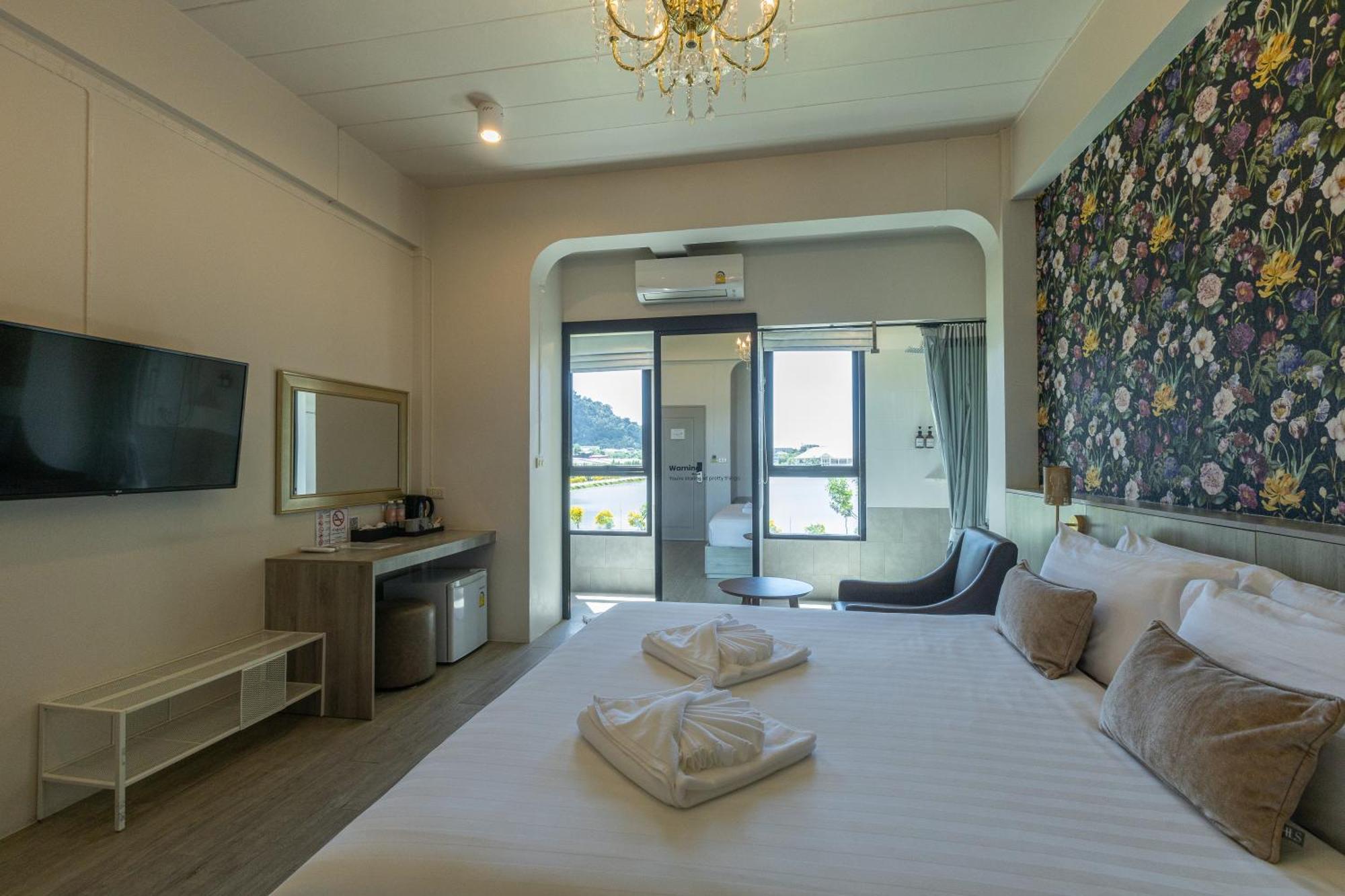 Ang Pao Hotel