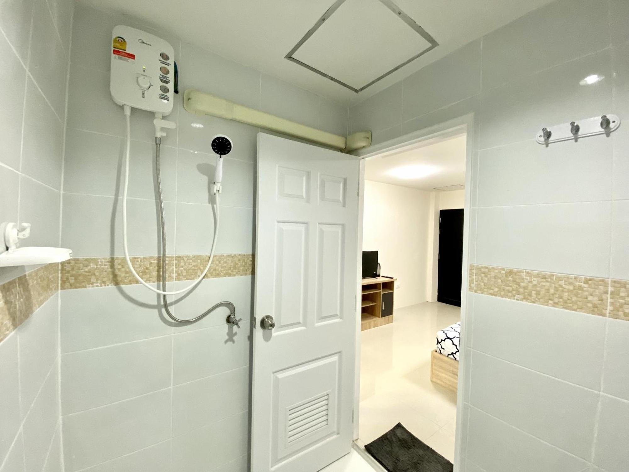 Aparthotel Vista *