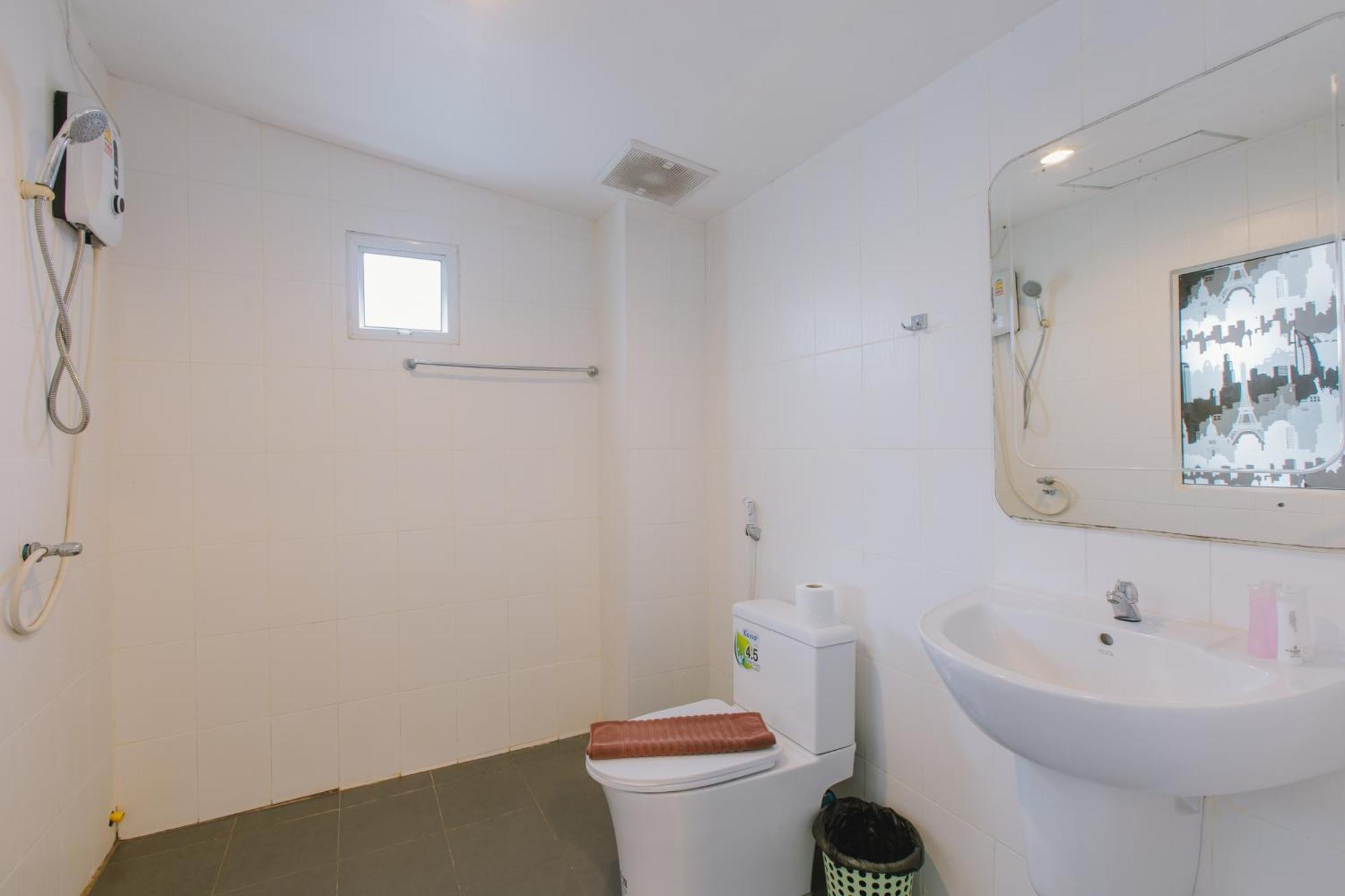 Royal Rumah tetamu 3*