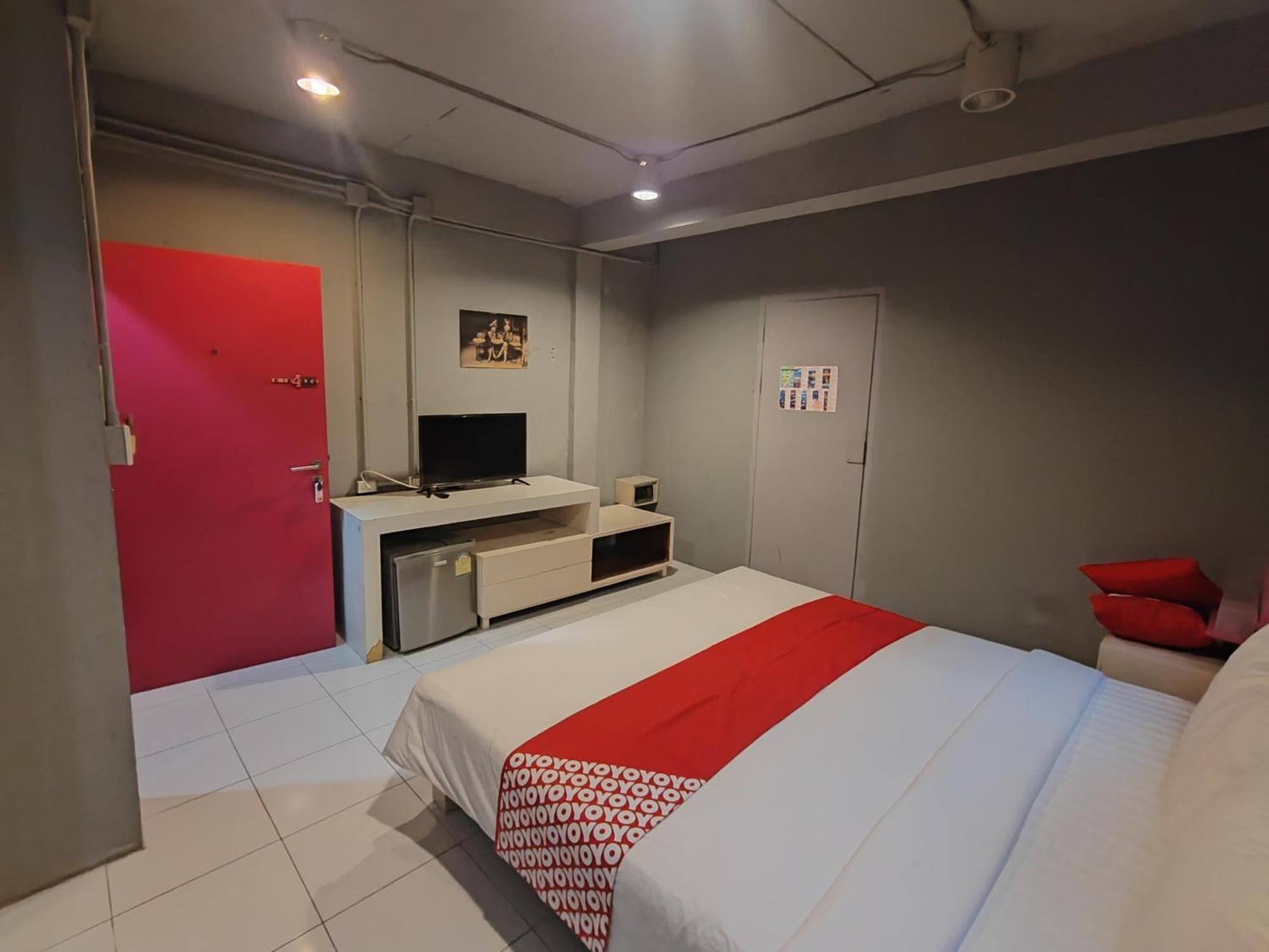 Aparthotel Madam *