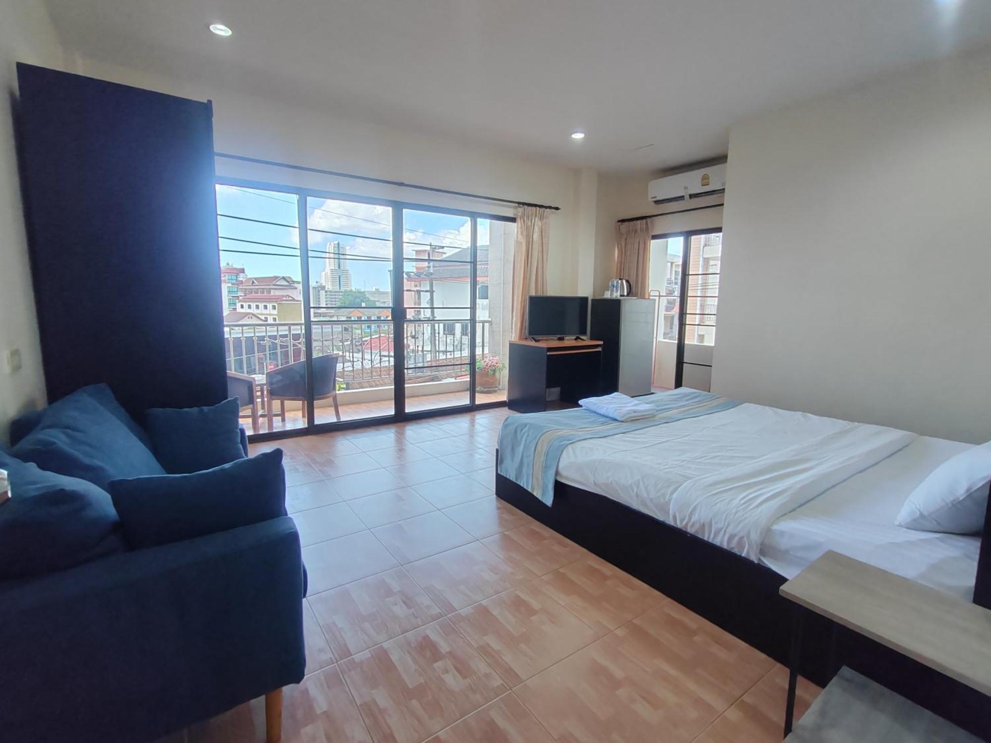 Aparthotel L&k2023 *