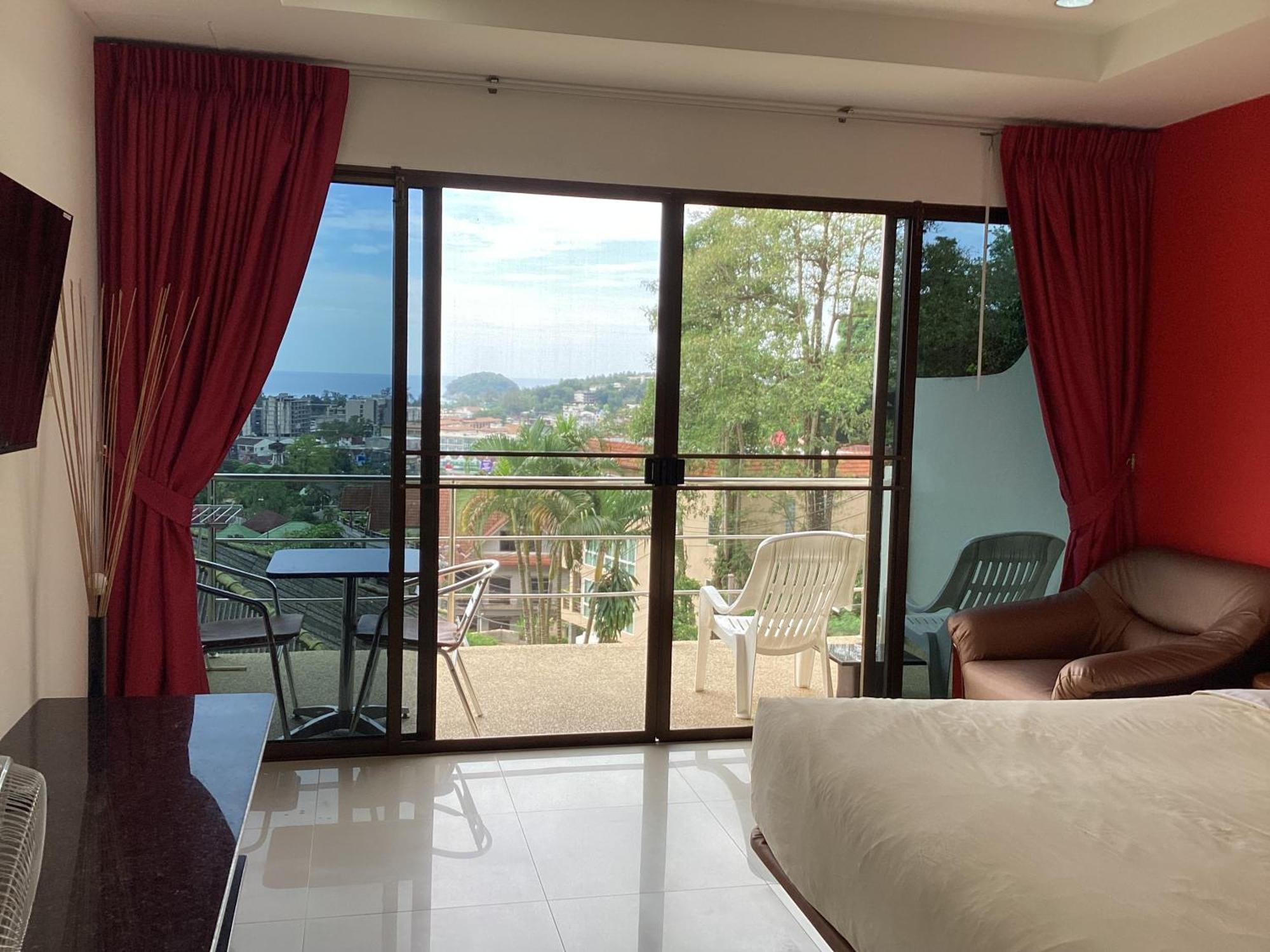 Aparthotel Mountain Seaview Luxury Kata Beach (Phuket)