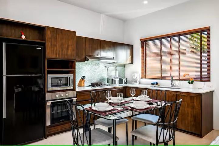 West Facing 3br Boutique Pool Villa *