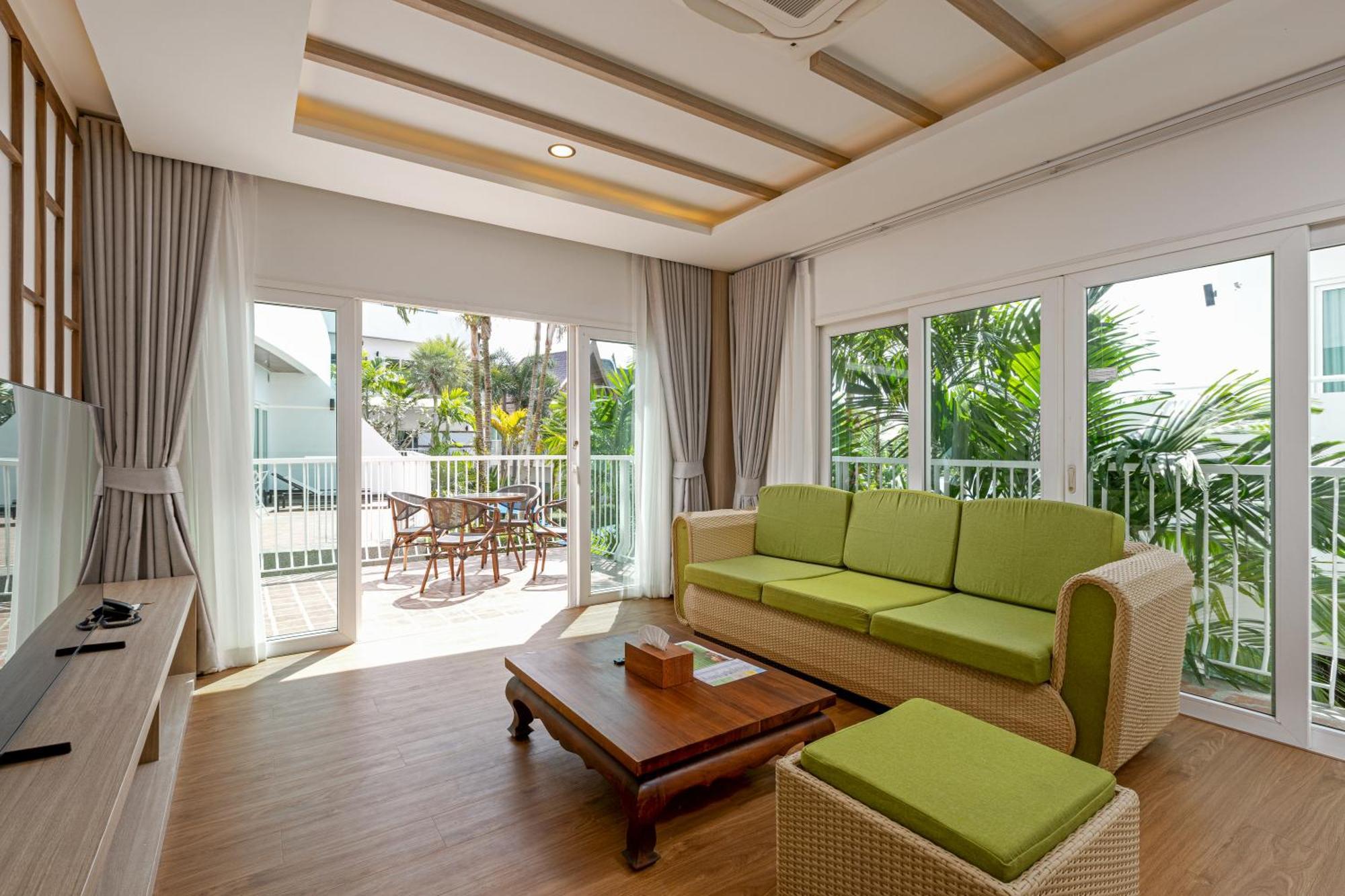 Resort Phunawa Phuket - Sha 4*