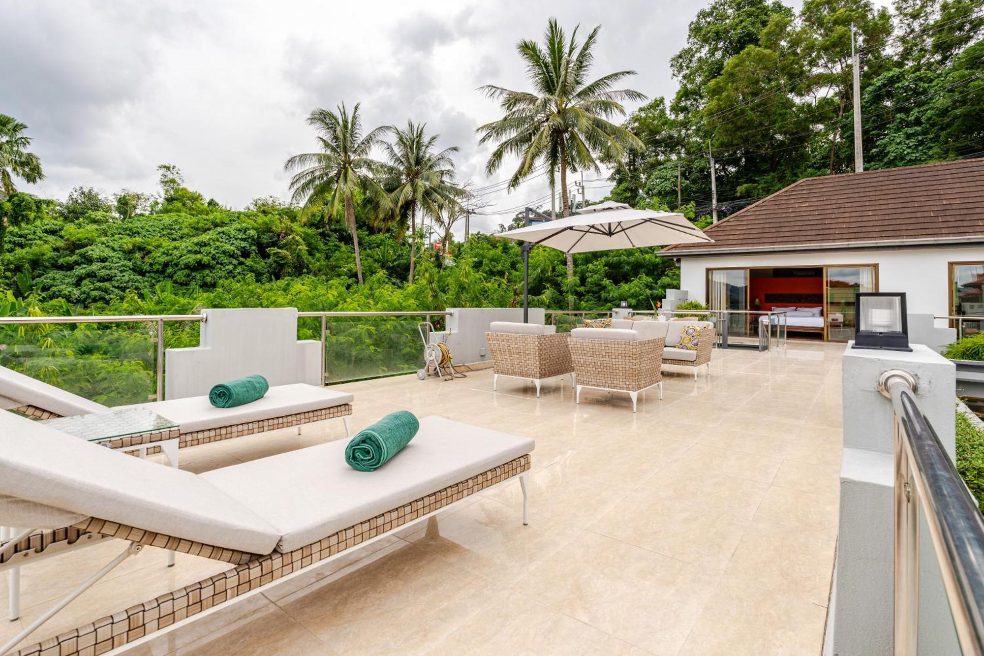 Villa Luxury 4br With Pool & Ocean Views On *