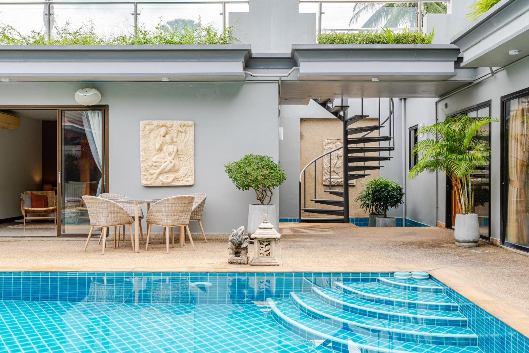 Luxury 4br With Pool & Ocean Views On Villa Patong