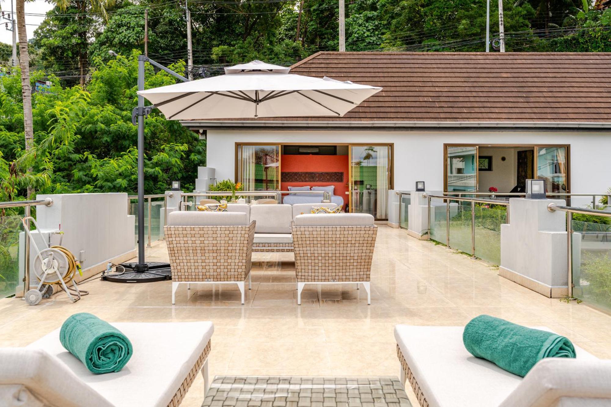 Luxury 4br With Pool & Ocean Views On *