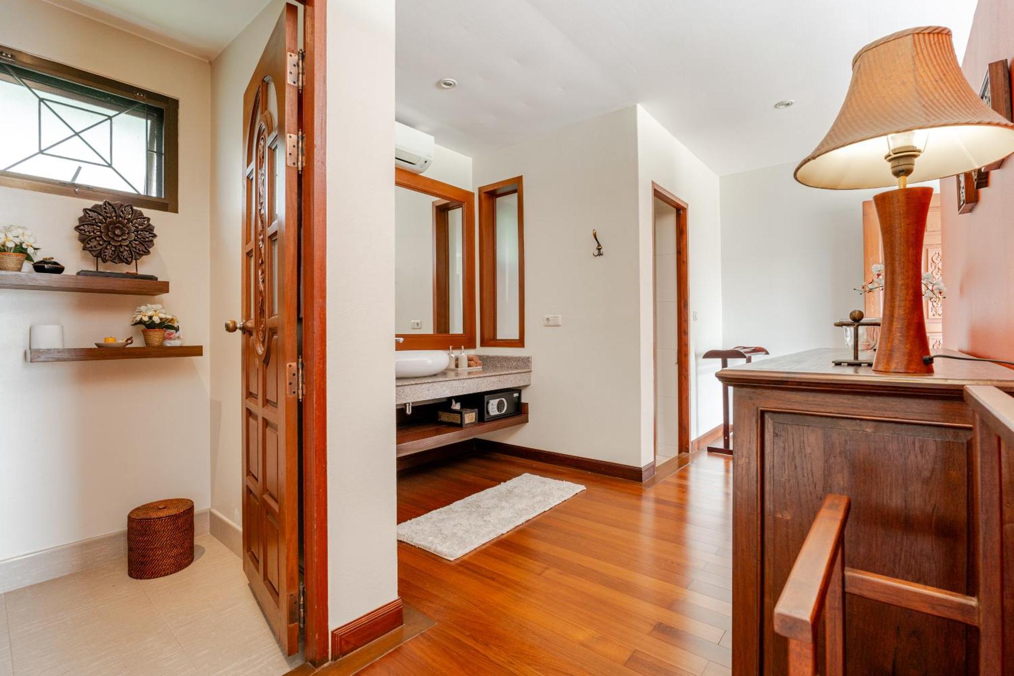 Villa Luxury 4br With Pool & Ocean Views On Patong