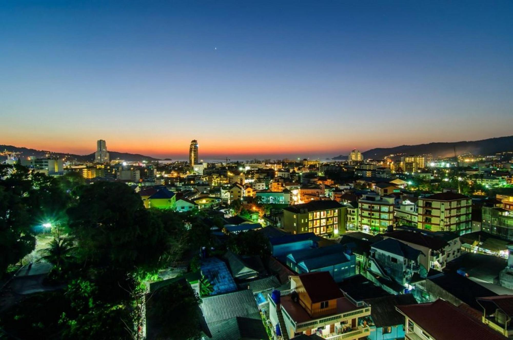 Phuketbnbdotcom Oceanpoolviews 2 Bed * Patong