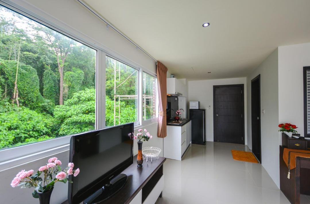 Phuketbnbdotcom, Poolmountainveiws, Large Balcony * Patong