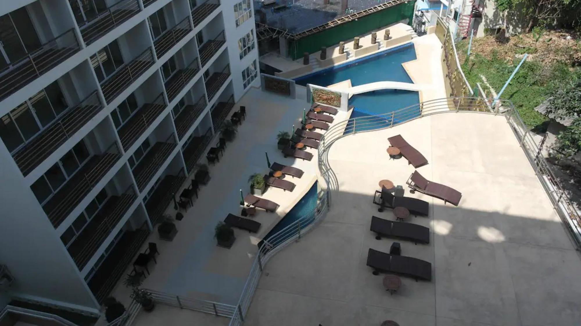 Phuketbnbdotcom, Poolmountainveiws, Large Balcony Apartment