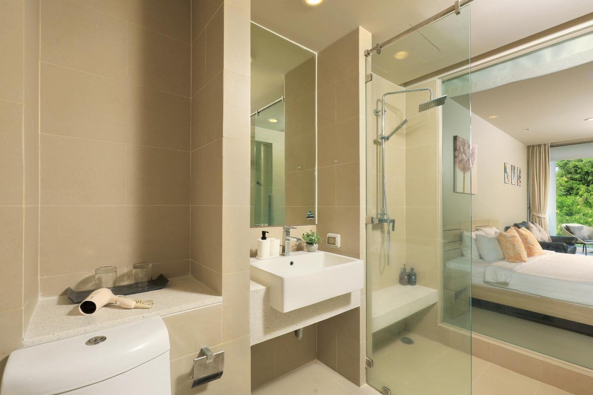 Spacious Near Karon By Pro
