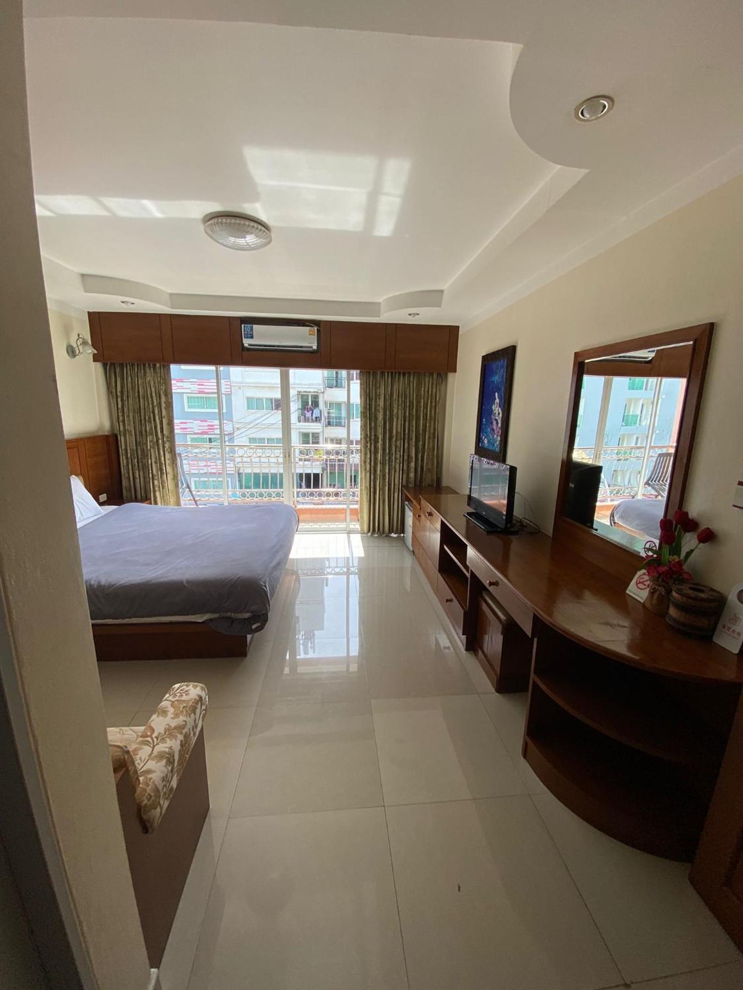 Ilovespaghetti Hotel Patong