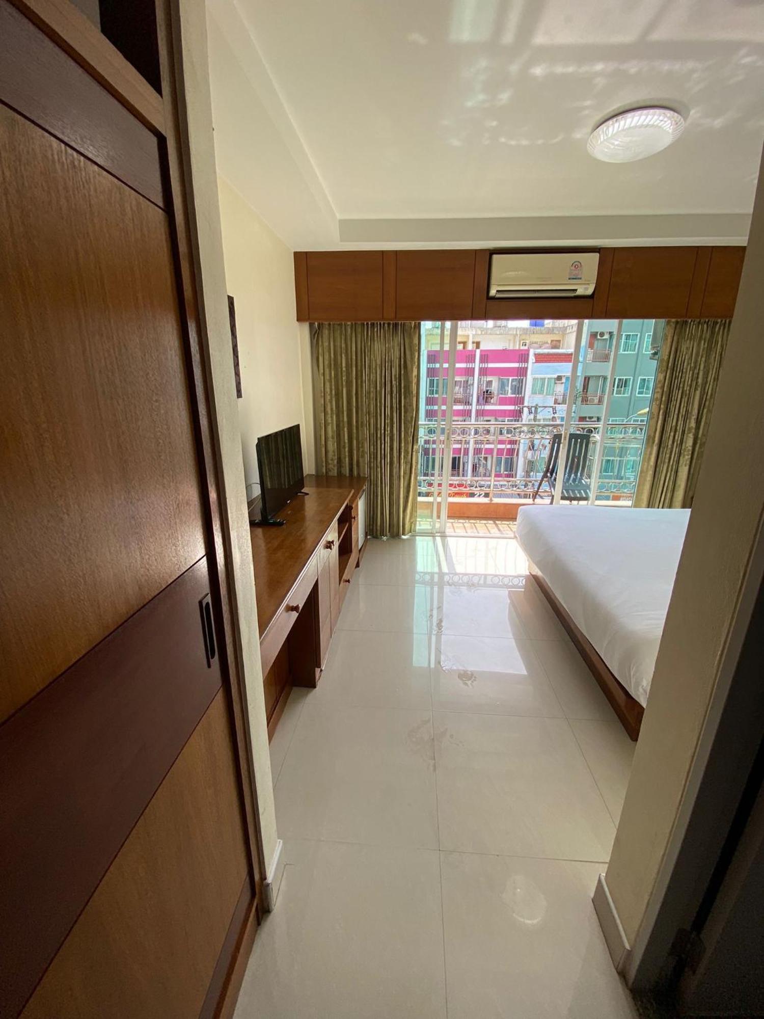 Hotel Ilovespaghetti Patong