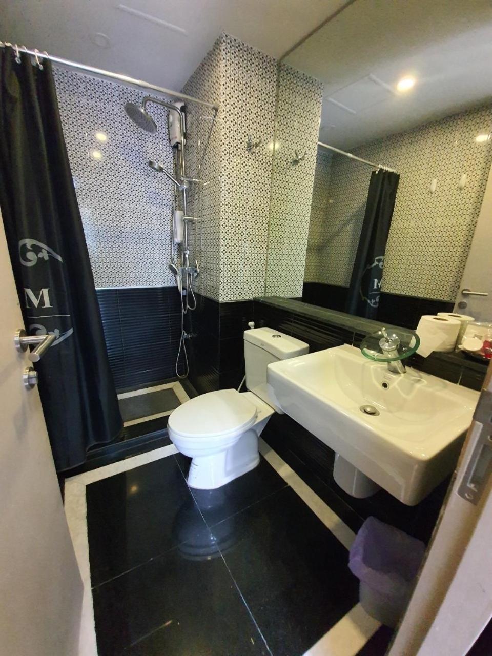 Dcondo Creek Poolview By Lachambre Apartment *