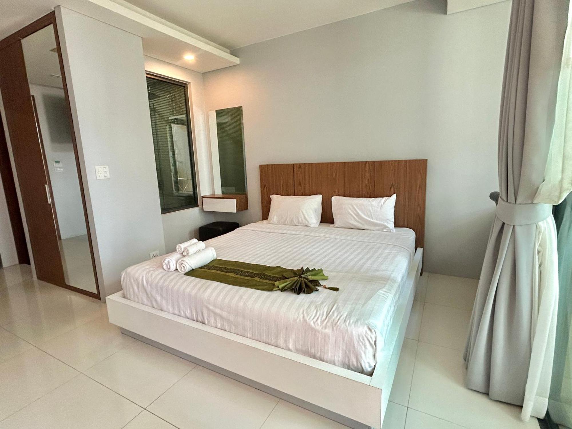 1 Bedroom Pool Access Rawai Phuket