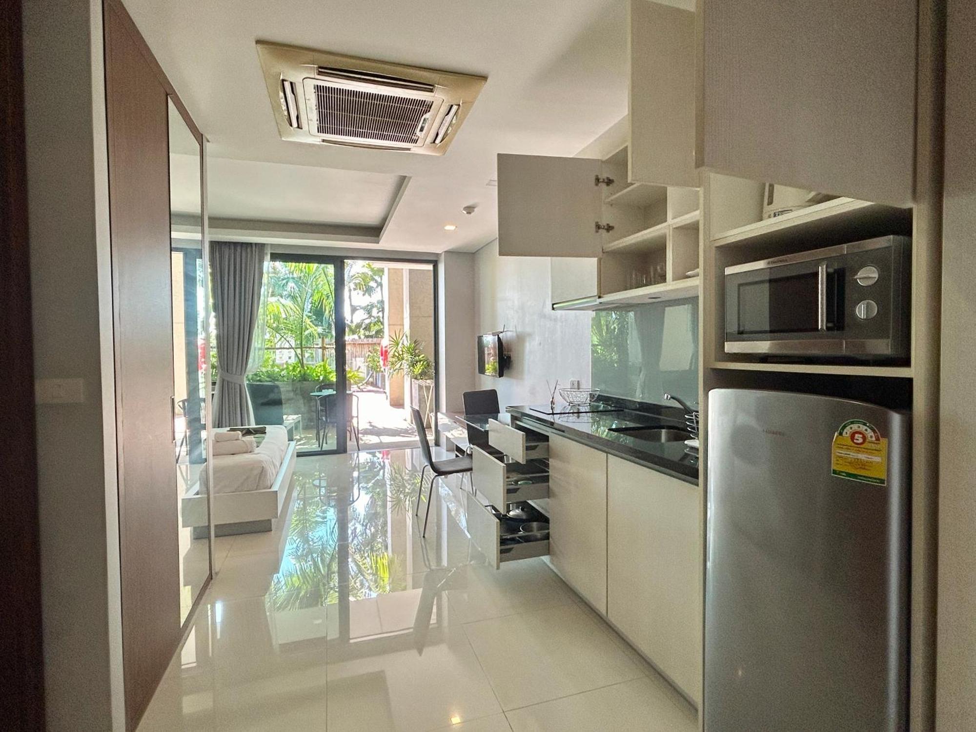 1 Bedroom Pool Access Rawai
