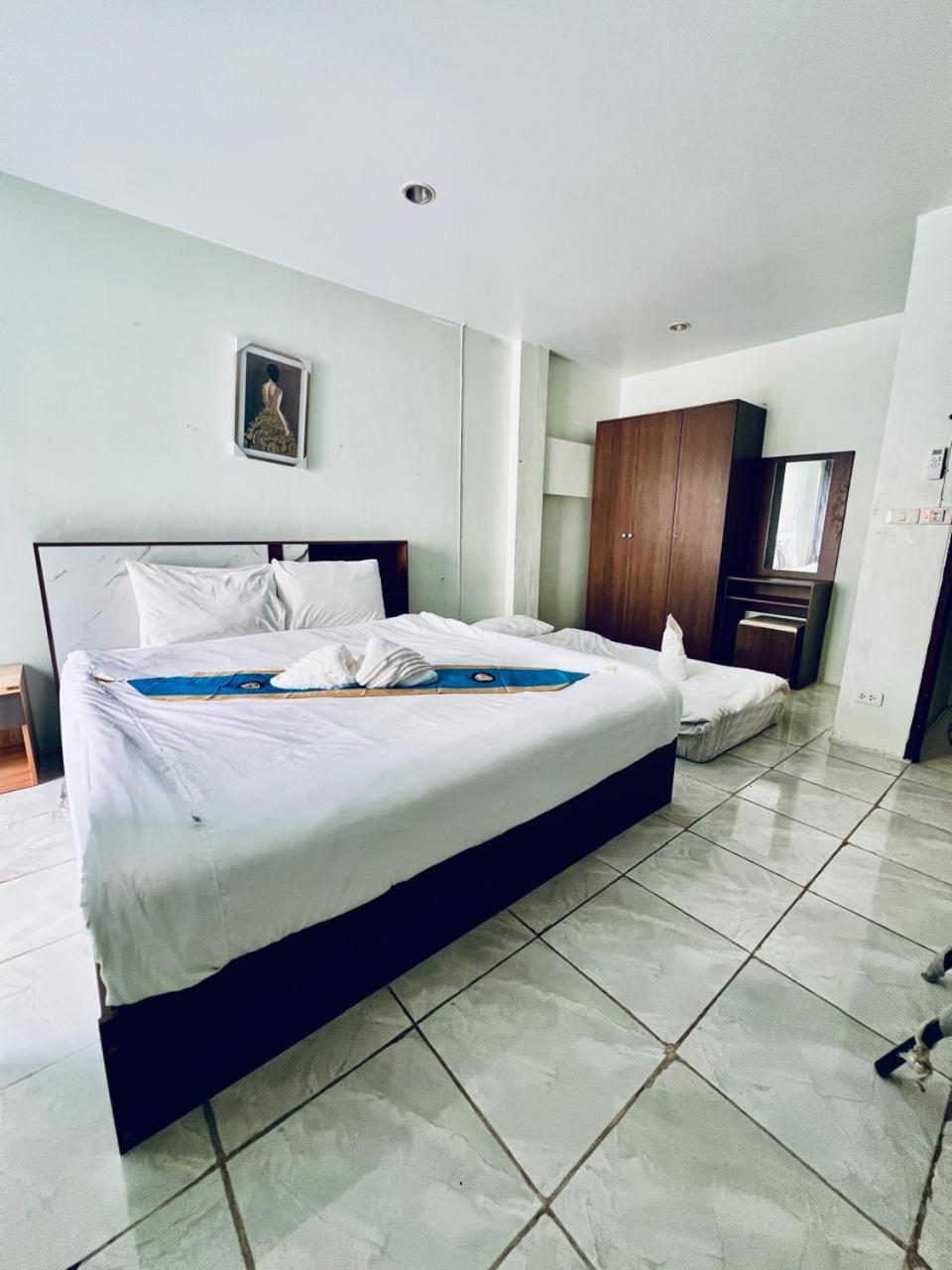 Apartment Blue Pearl Shore