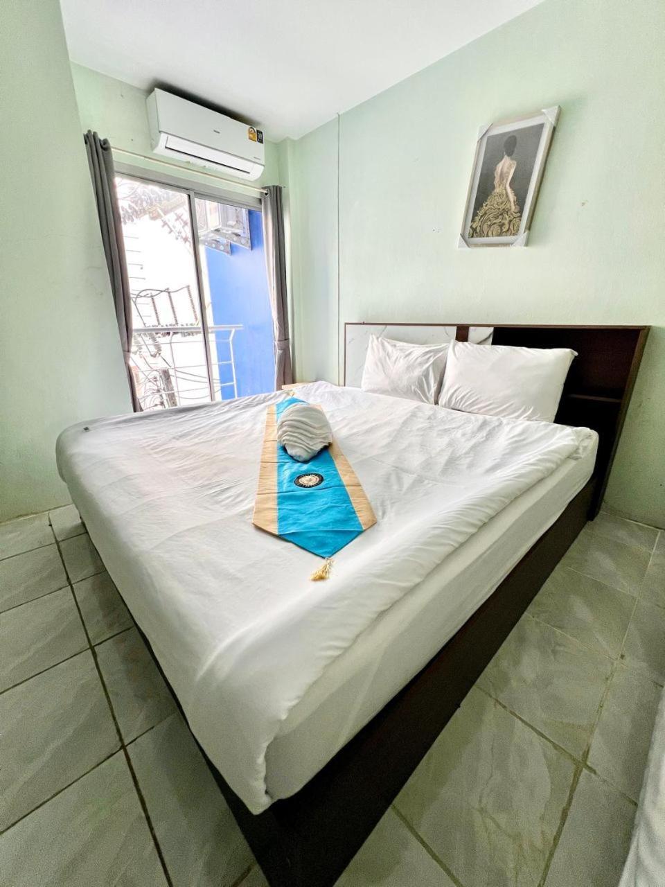 Blue Pearl Shore Apartment Patong