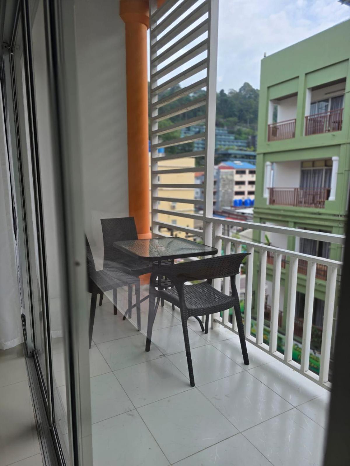 Njoy Boutique Rumah tetamu *