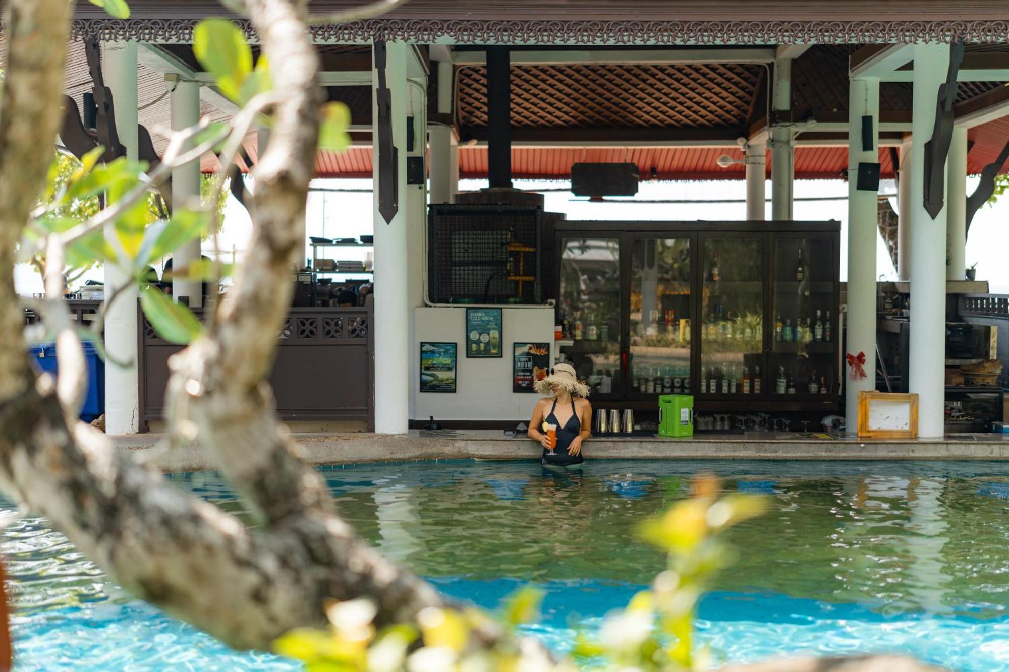 Resort Thavorn Beach Village & Spa Phuket Praia de Kamala