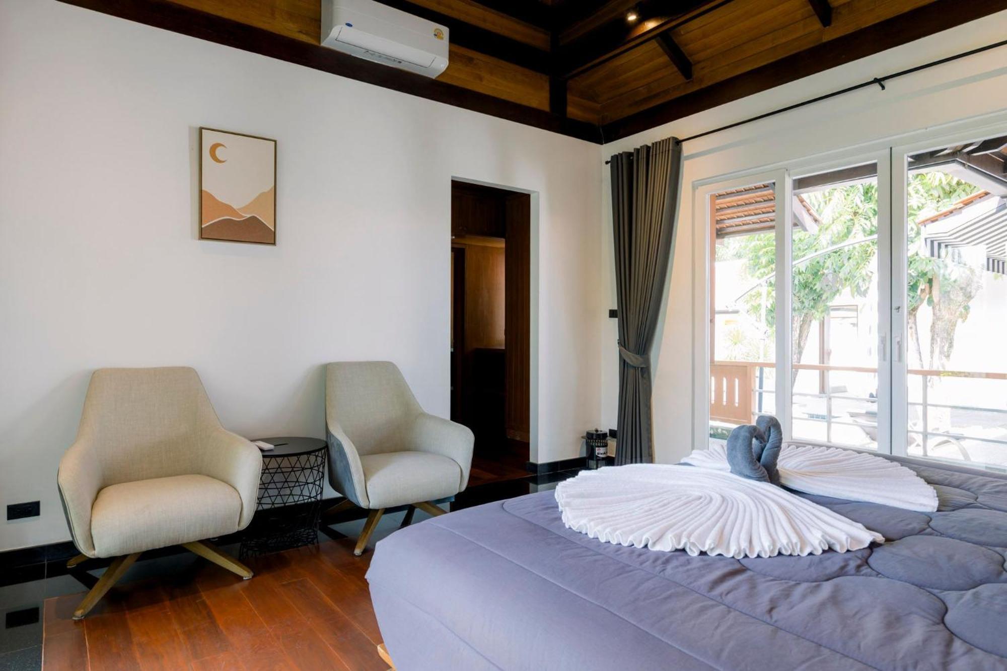 Luxurious Rawai