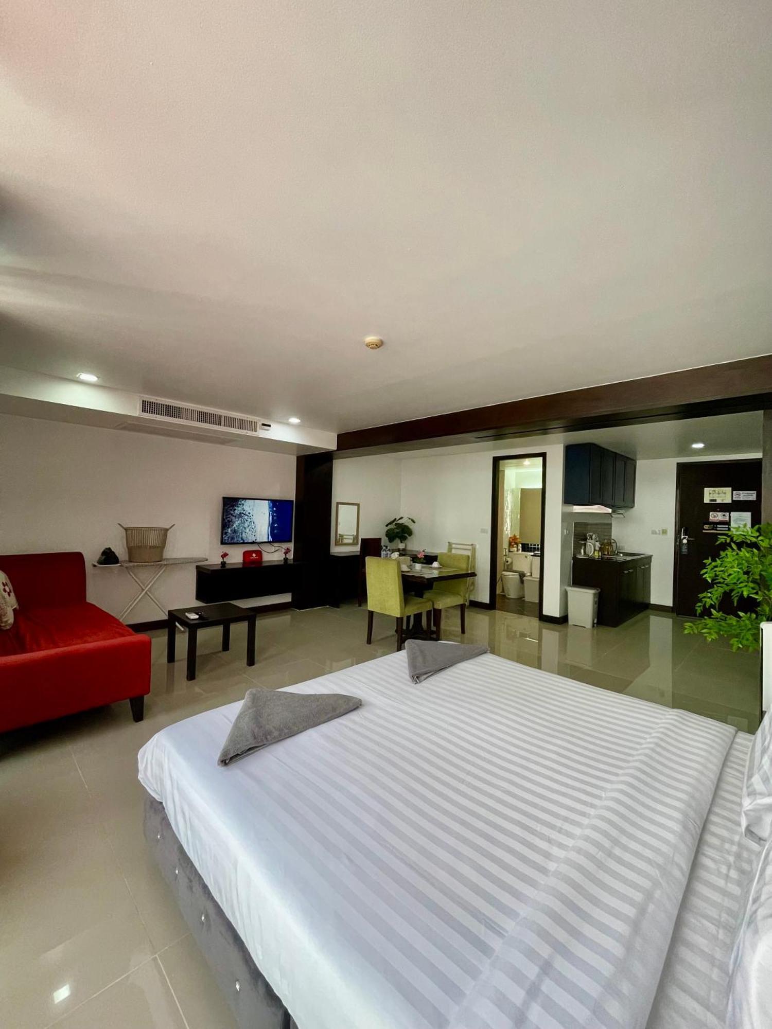 Aparthotel The Kris *