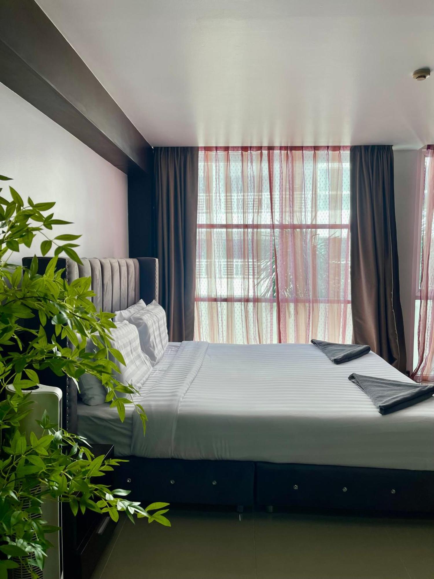 The Kris Aparthotel Patong