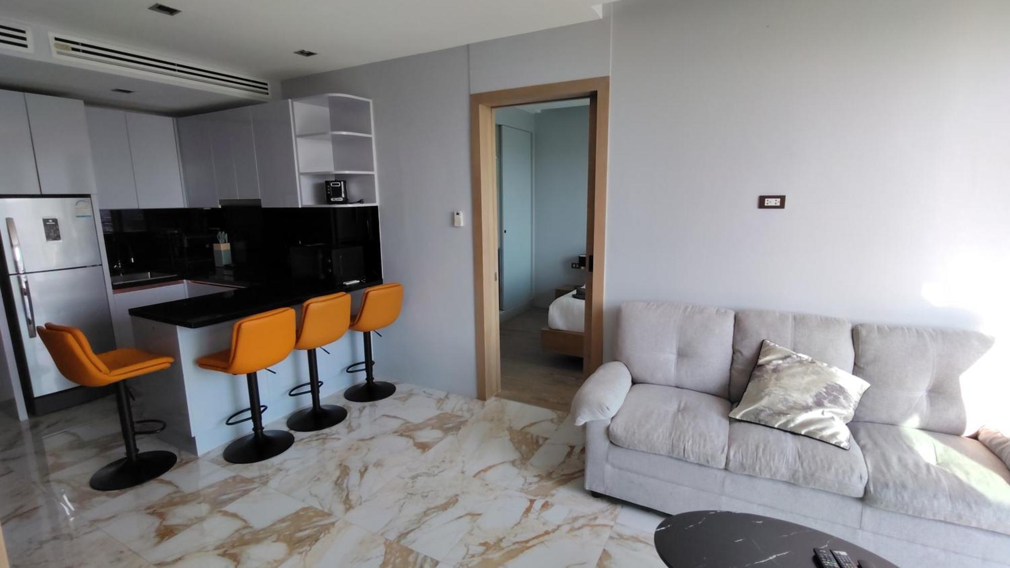 Emerald Terrace 2 Bedrooms Panoramic Ocean View Floor Patong