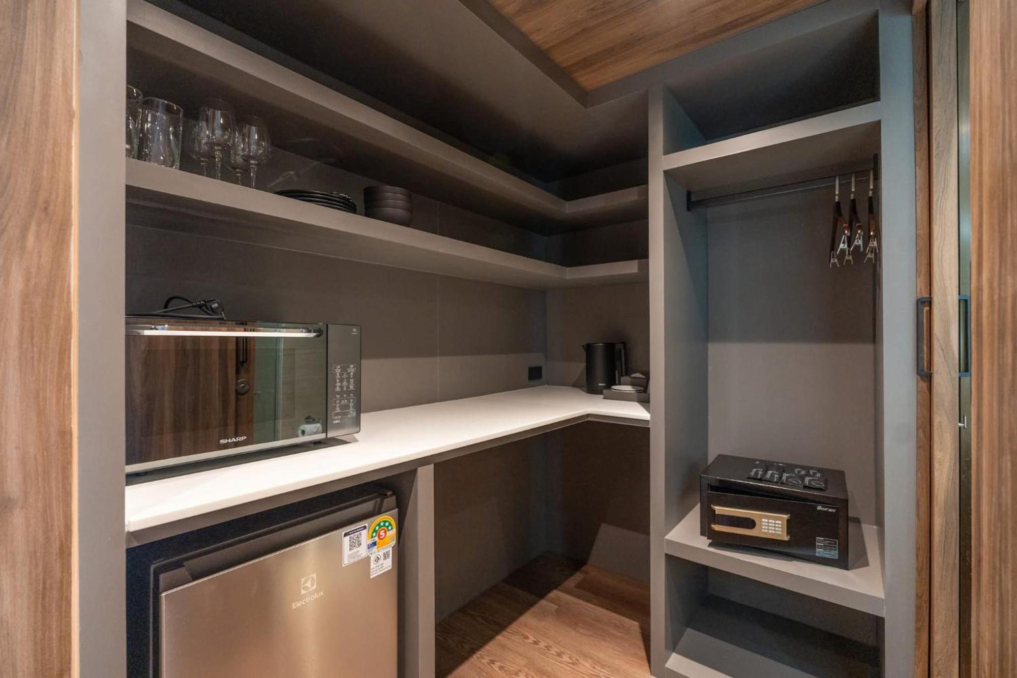 Timber Society Boutique Hideaway
