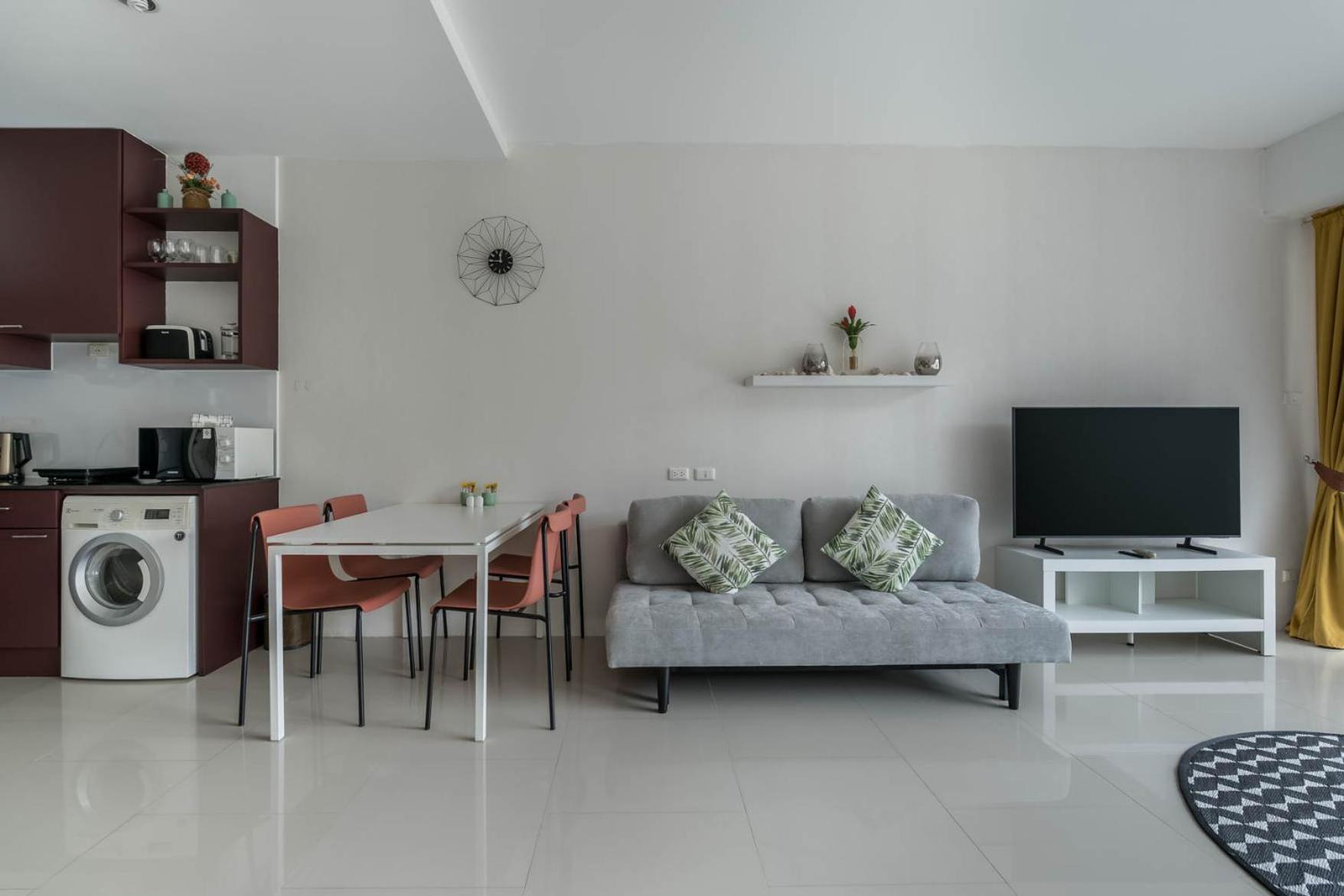 Chic By Redfox Hospitality Karon