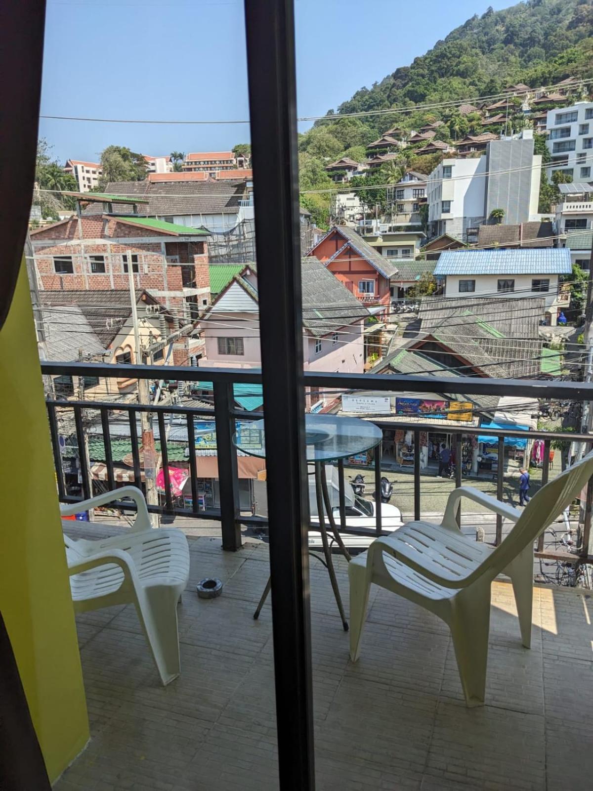 Azure Gasthuis Patong