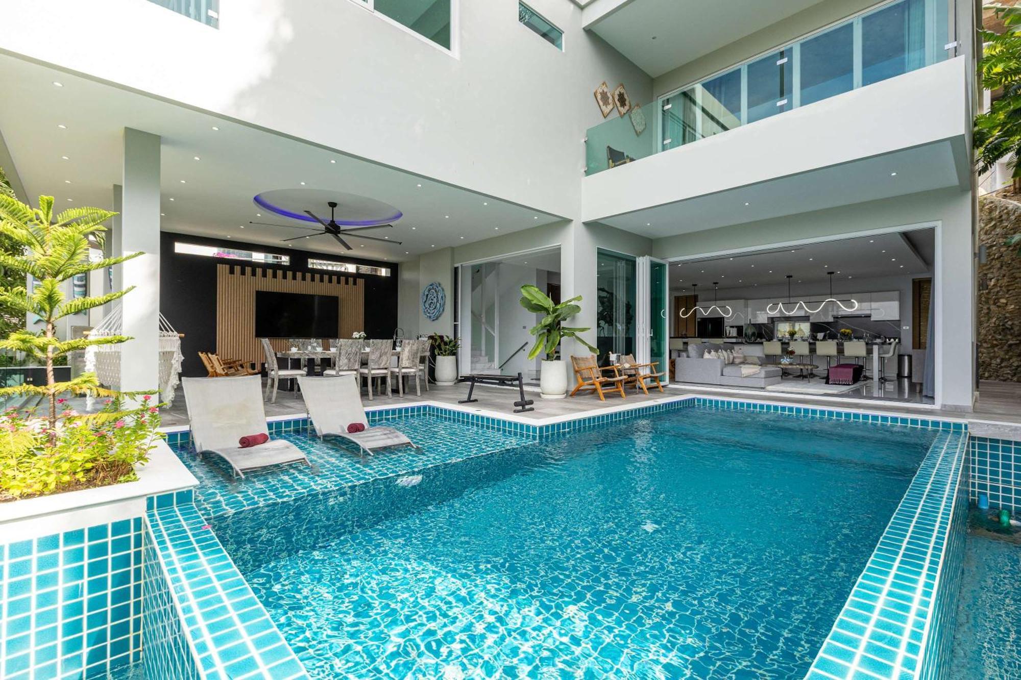 Holiday home Seaview Three Bedroom In Bangtao Area *