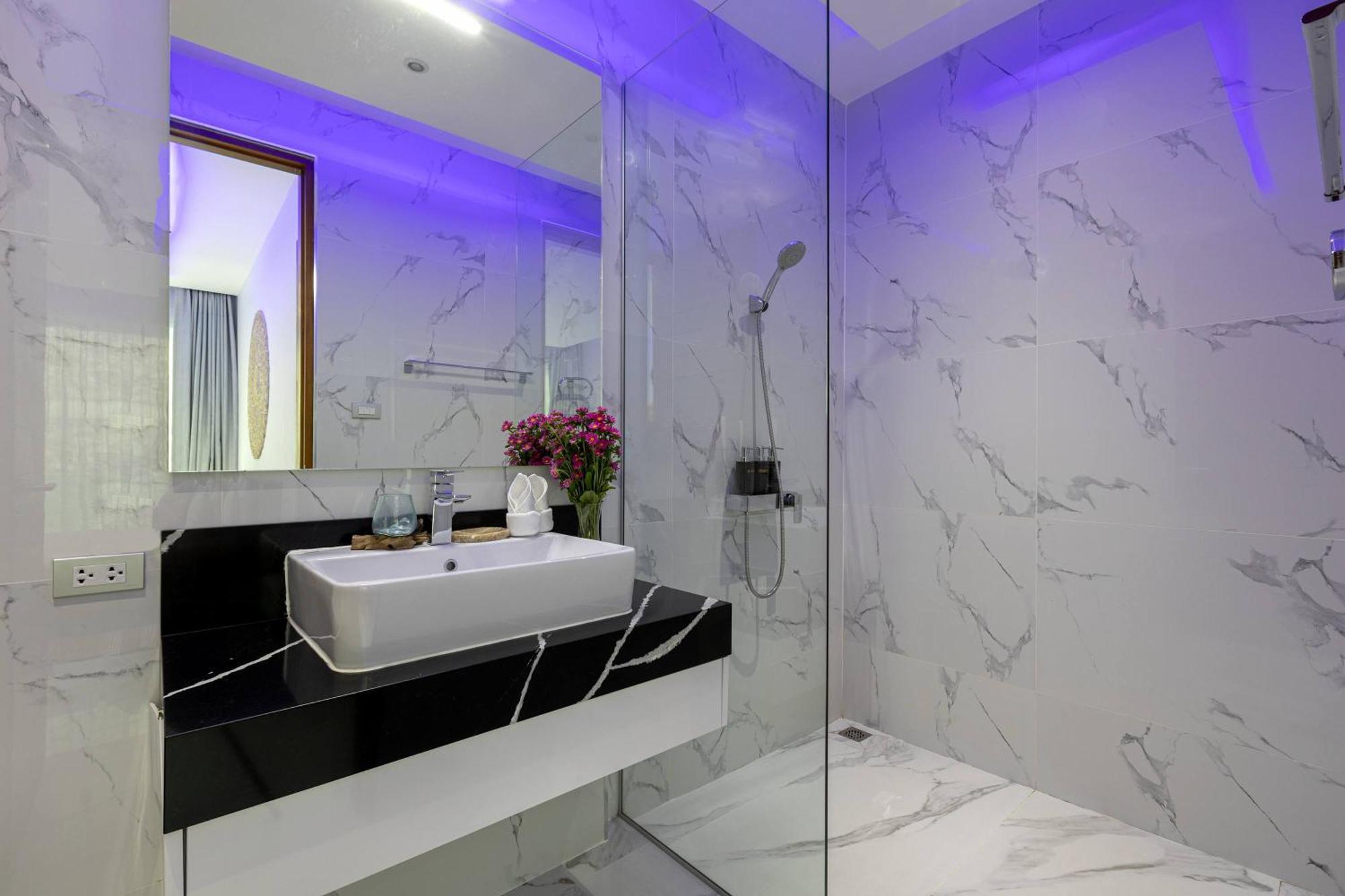 Seaview Three Bedroom In Bangtao Area * Phuket