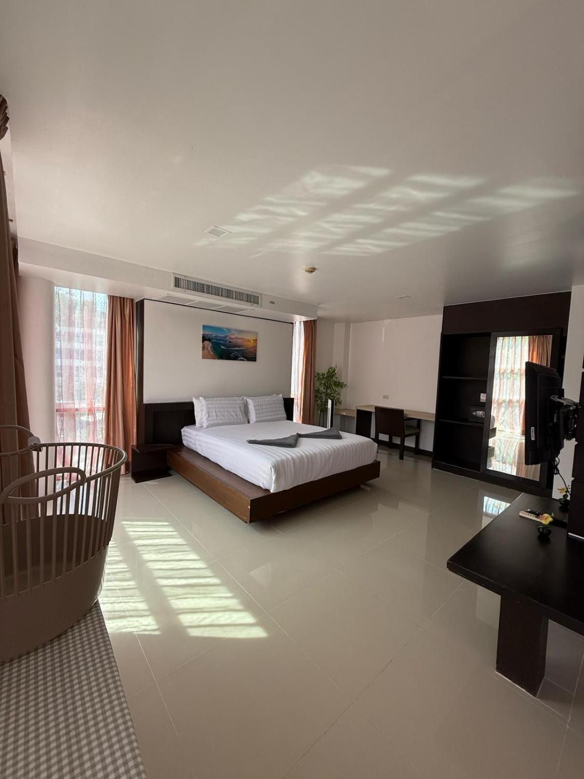 The Kris Aparthotel Patong