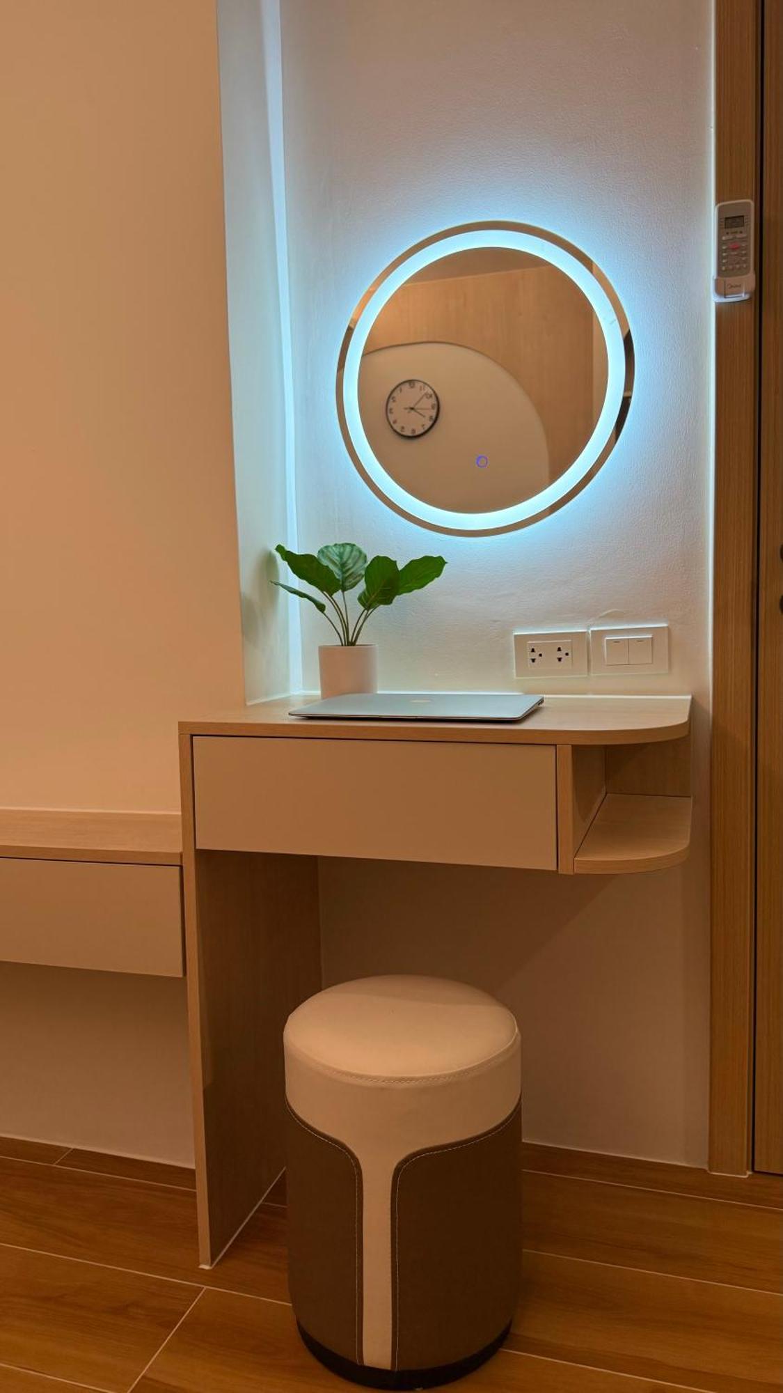 Fantasea Kamala 1 Bedroom Near Fantasea Show & 505