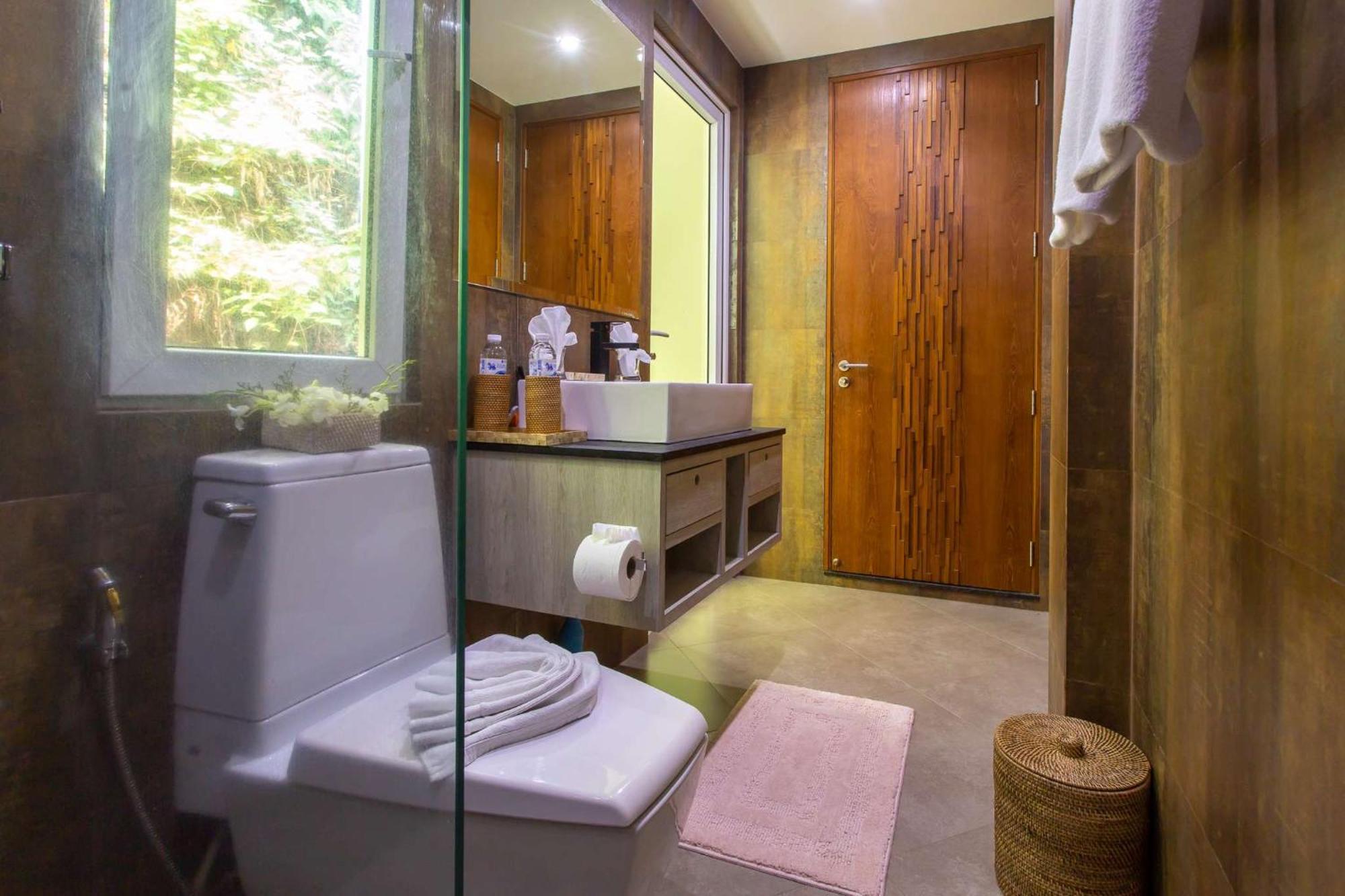 Seaview 10 Bedroom Bangtao Area *