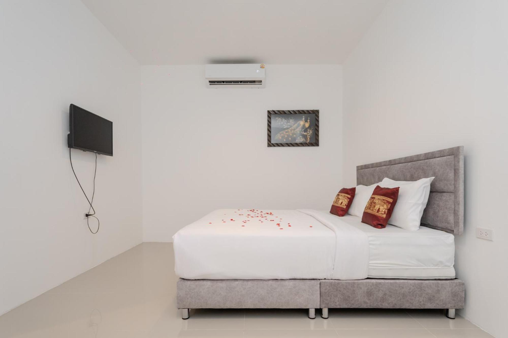 Hotel Golden Manora Bangtao