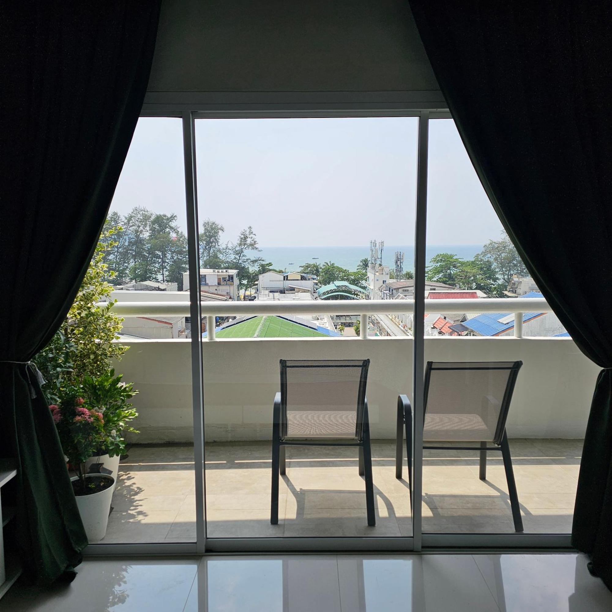 Tower 1 Bedroom Sea View Apartment *