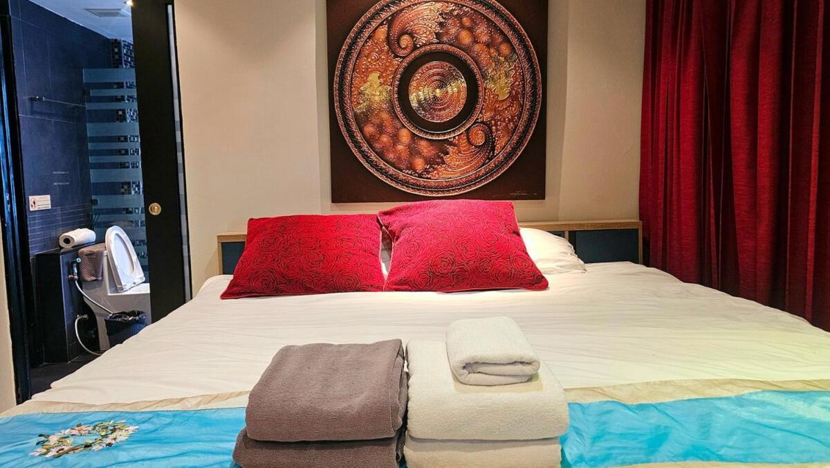 Apartment Absolute Bangla 2 Patong