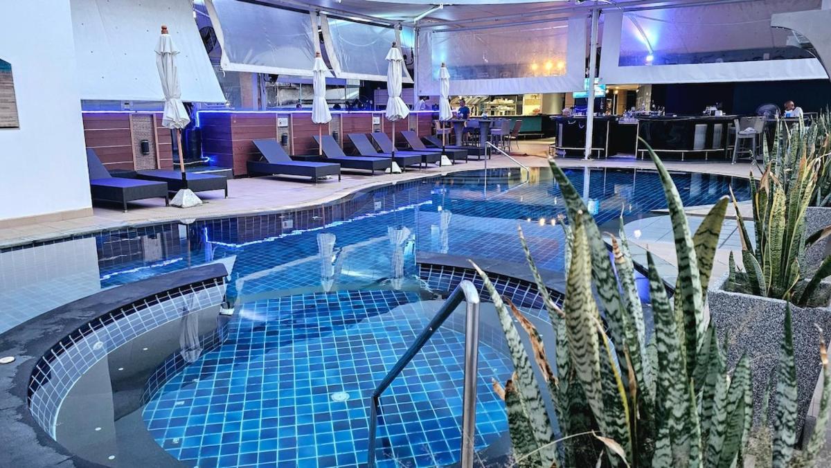 Absolute Bangla 2 Apartment Patong