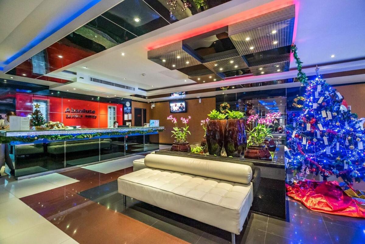 1 Bed On Bangla, 3 Minutes Walk To *