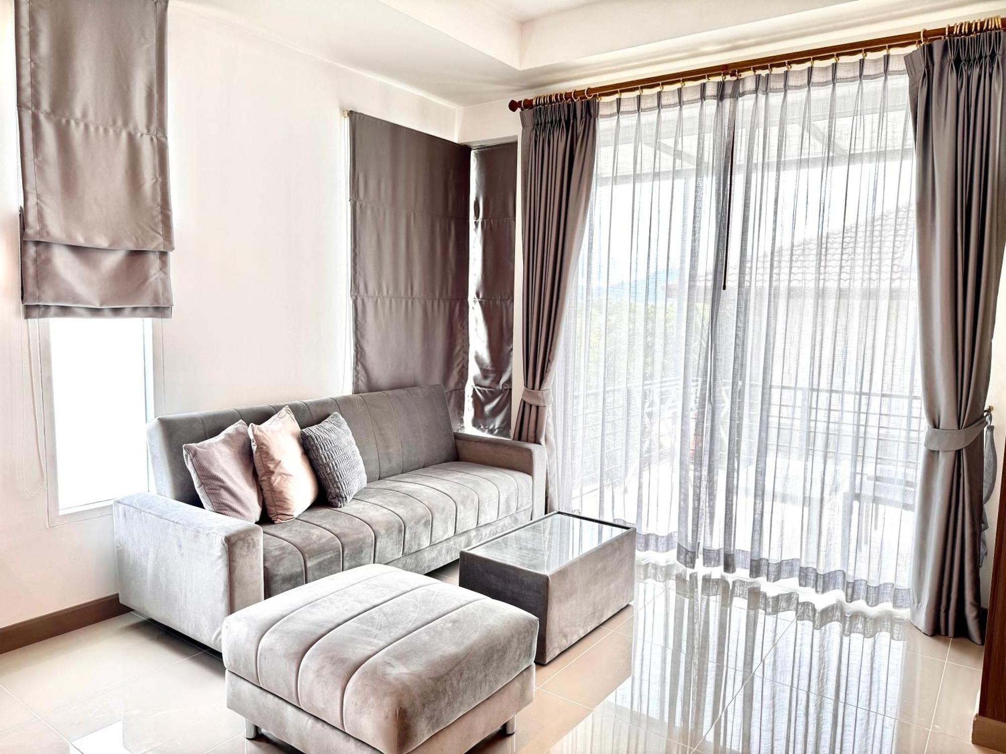 Sivana Place Phuket Hotel 3*
