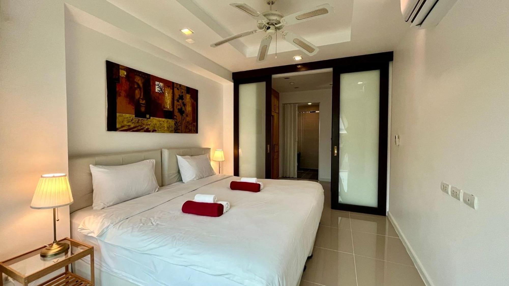 619 2 Bedrooms 2 Bathrooms 1 Km Walk To * Patong