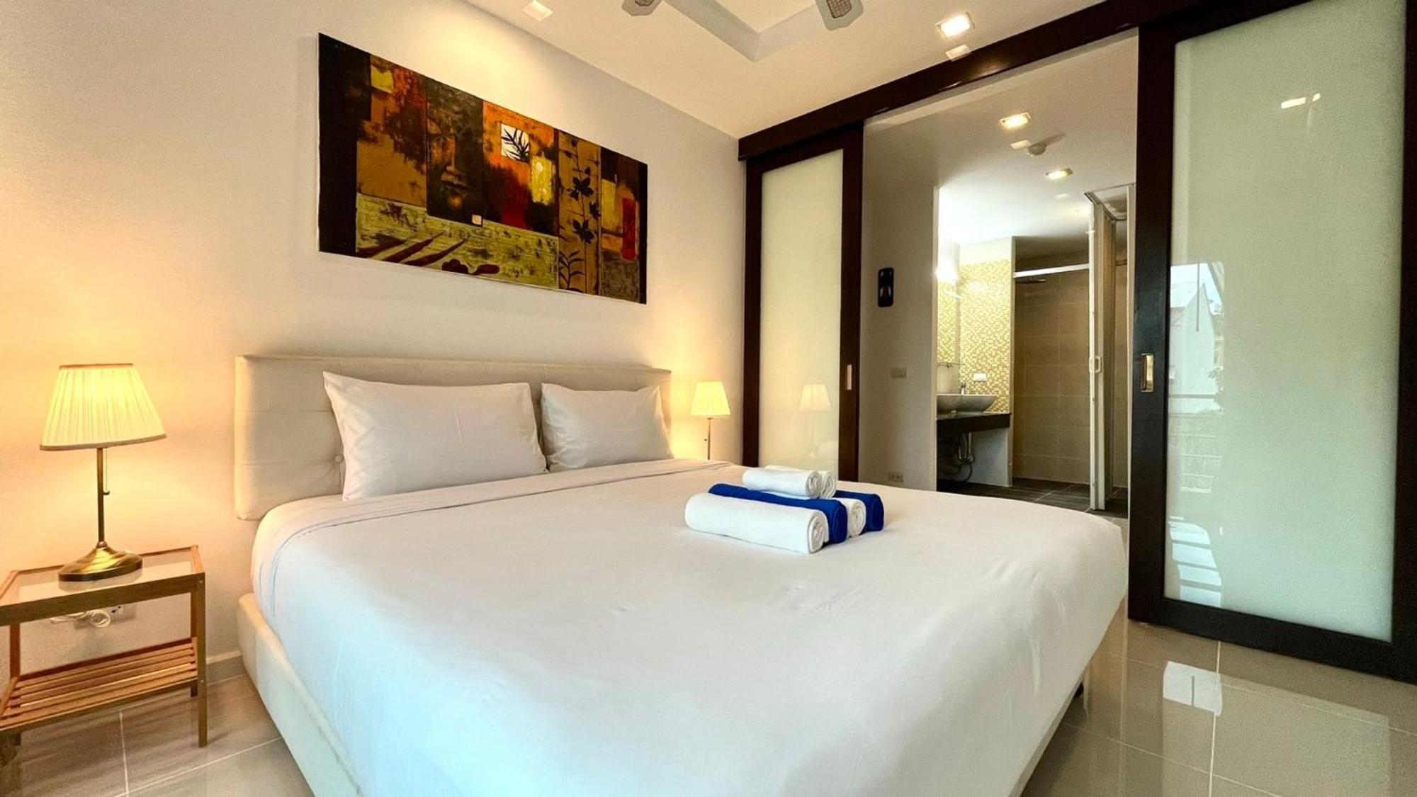 619 2 Bedrooms 2 Bathrooms 1 Km Walk To * Patong